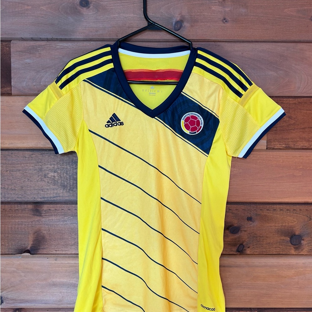 Adidas Women’s Colombia 2014 World Cup Jersey - Women’s Medium